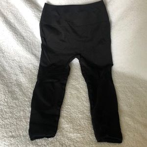 Fabletics Black Legging with detail